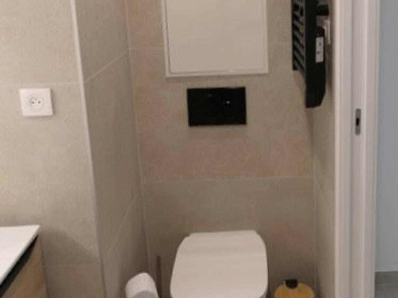 Foto 10 von 16: Klimatisiertes Studio mit Meerblick, 2-4 Personen, optionales Parken in Villeneuve-Loubet Strand