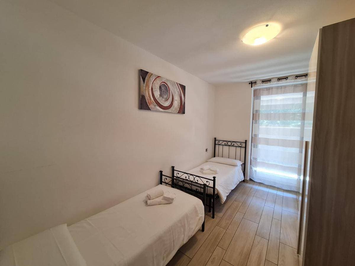 Foto 4 von 15: Three-Bedroom Apartment