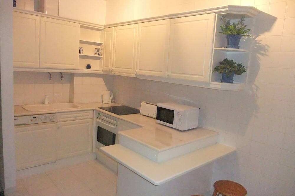 Foto 9 von 20: Studio on Avenida Marginal, sea front, parking space