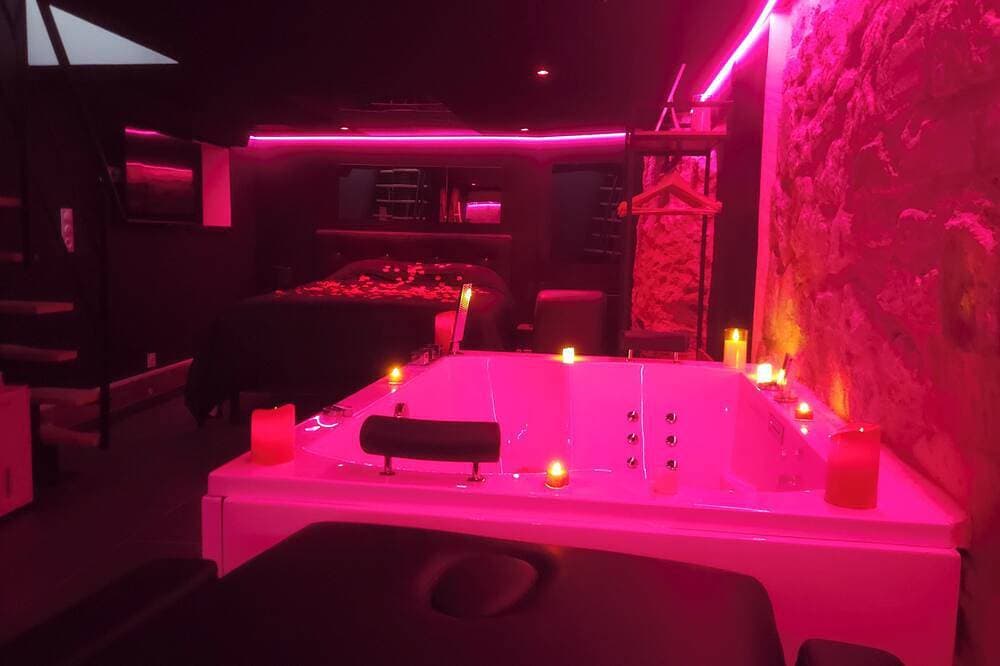 La Cachette Secrete - Love Room Caen 1