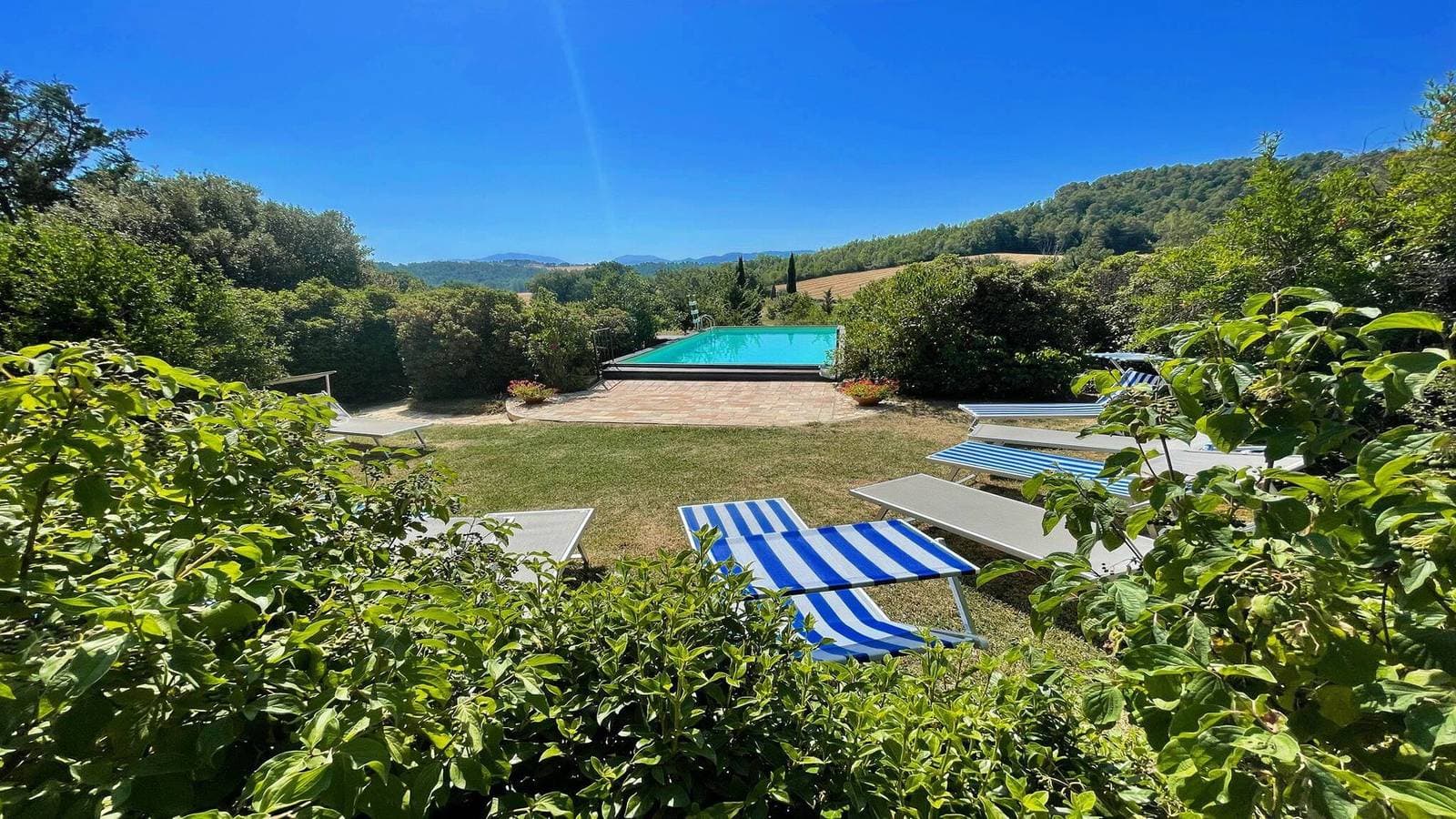 Foto 7 von 56: Eve House – 4 bis 5 Schlafplätze – Exklusiver Pool