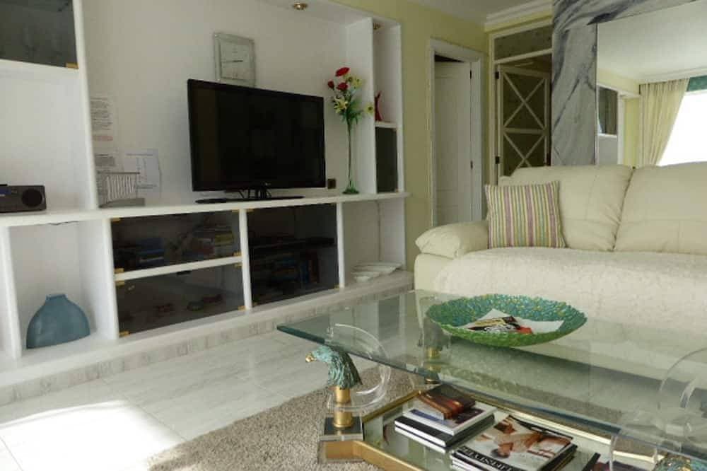 Foto 9 von 26: Geräumige Luxus-Apartment mit 2 Schlafzimmern Frontline