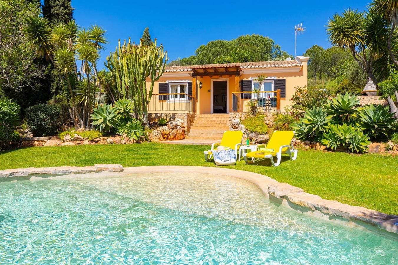Foto 3 von 29: Villa für 2 Personen mit Terrasse
