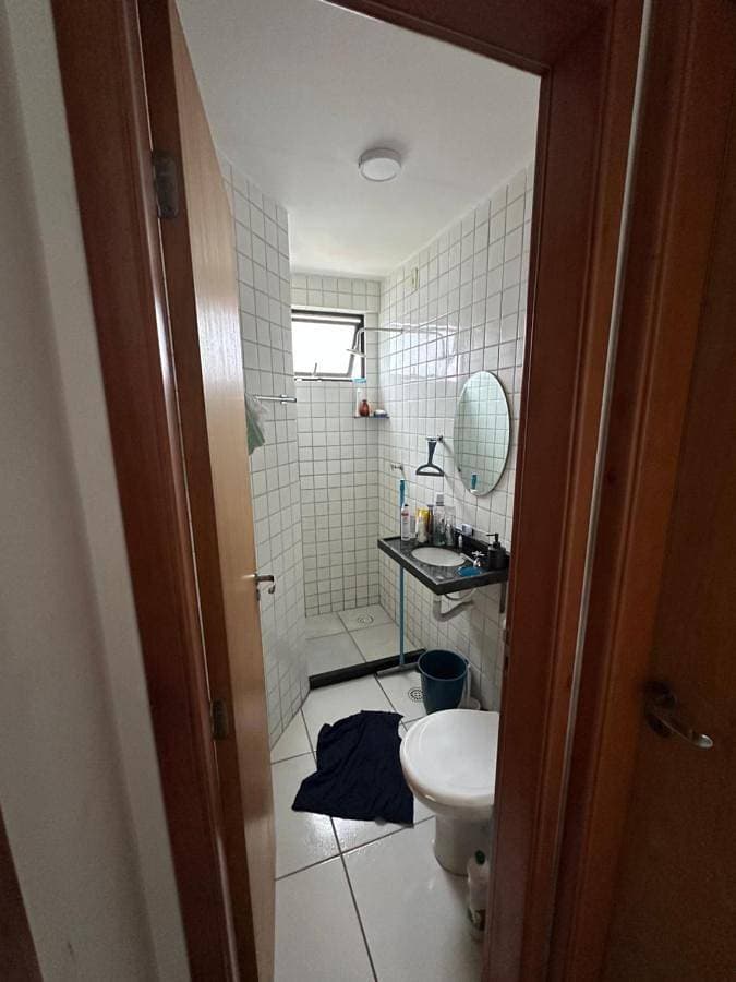 Foto 2 von 6: Mixed Dormitory Room
