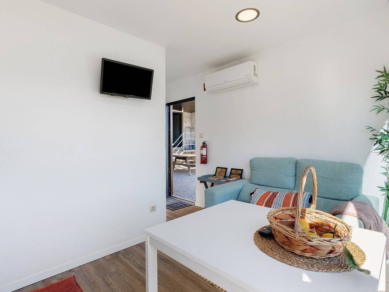 Foto 8 von 32: Bungalow „T1 - Casa Dona Florinda“ mit Bergblick, WLAN und Klimaanlage