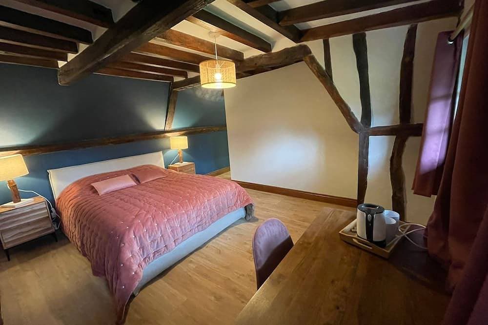 The Maupassant bedroom in the authentic and newly renovated cottage La Chaumière Normande 1
