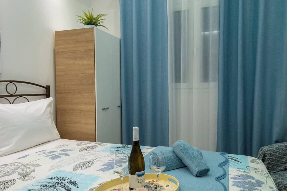 Foto 12 von 30: The Aqua - Stylish & Comfy Studio in Egaleo/Athens