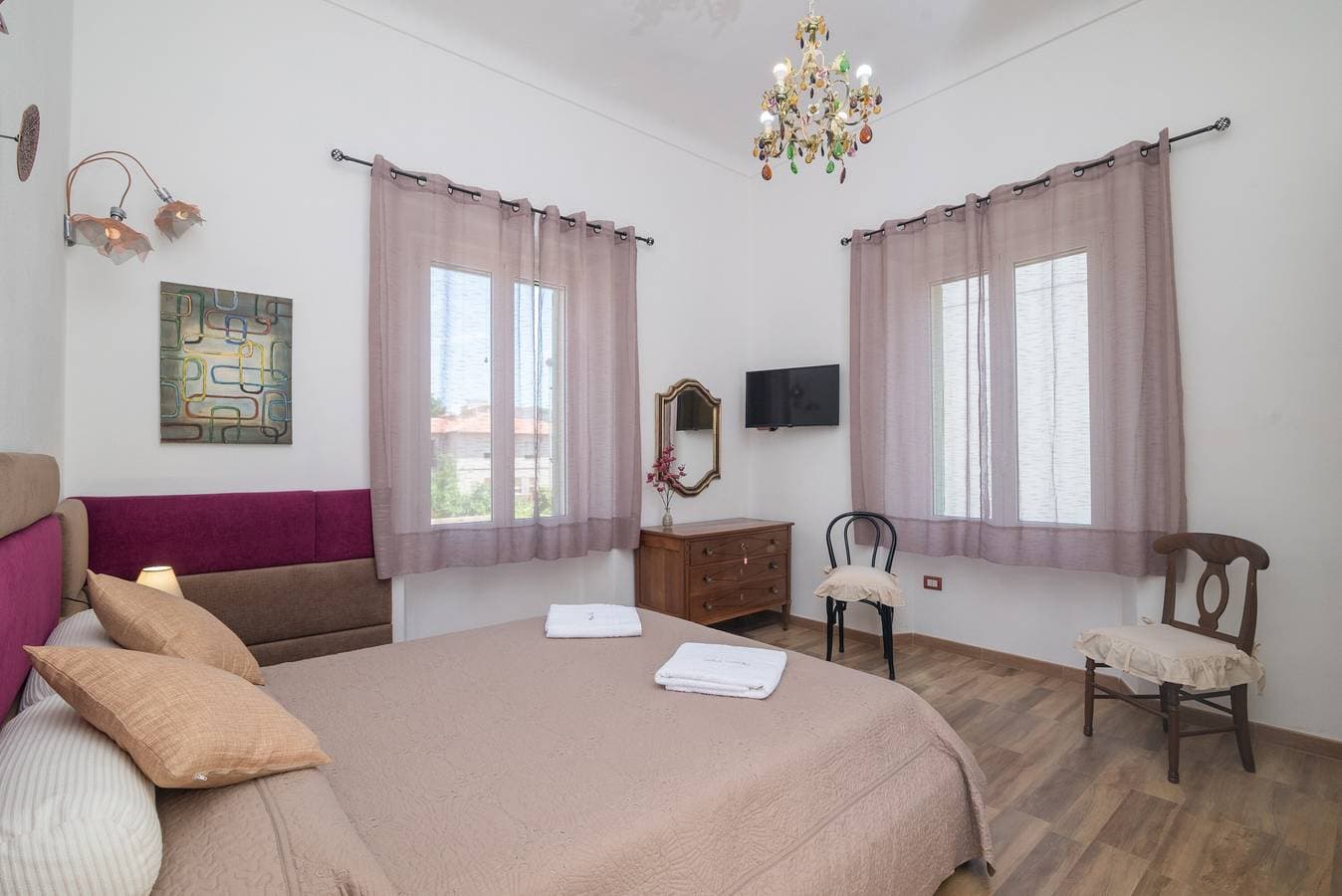 Foto 10 von 25: Ferienhaus 'Maison Chloe' in Strandnähe mit Terrasse, Garten und WLAN