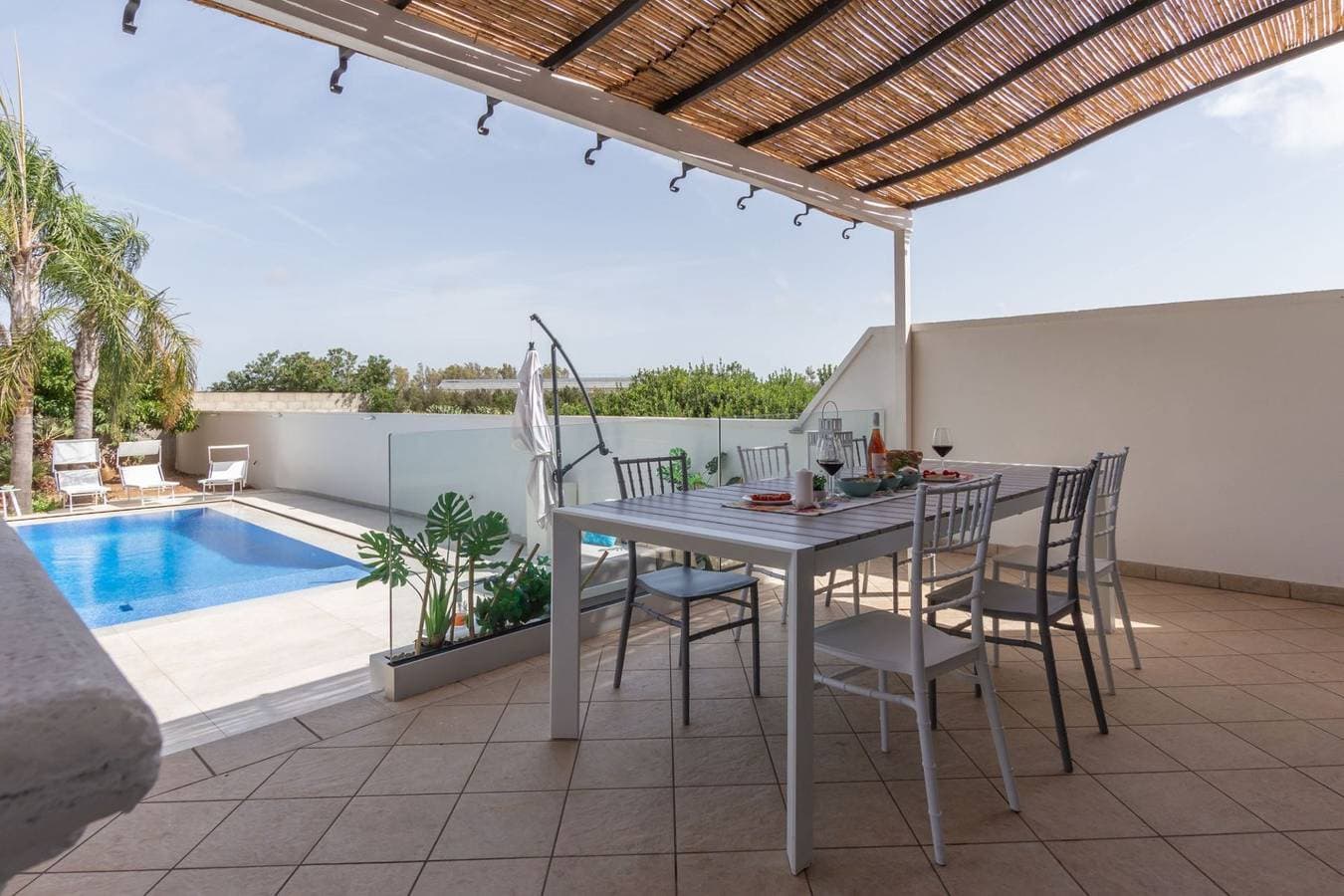 Foto 8 von 56: Villa für 10 Personen mit Garten