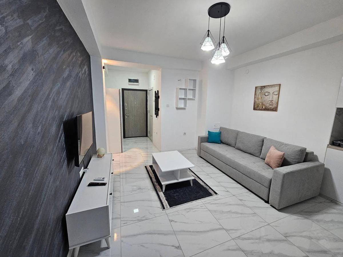 Pearl Apartment 1