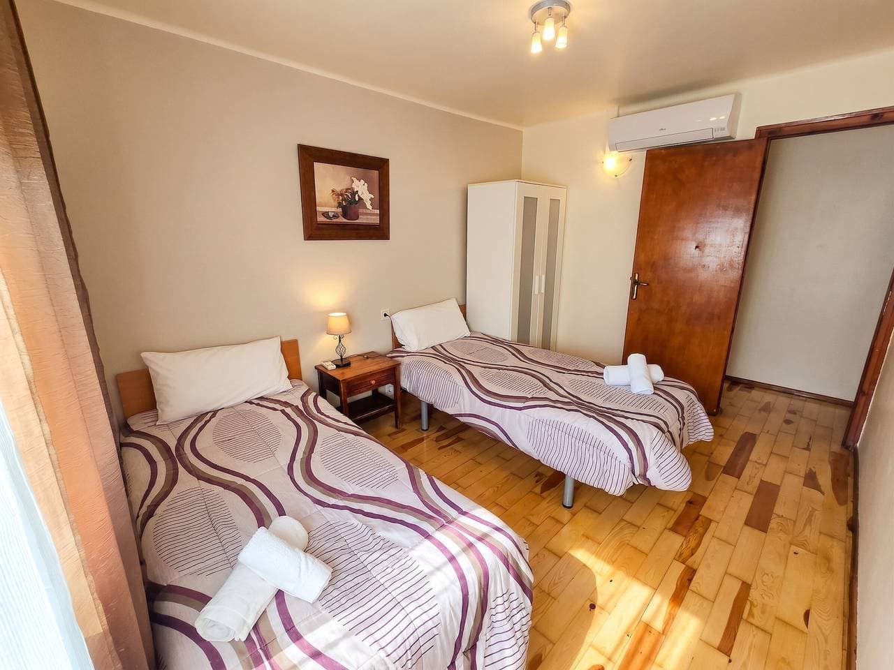 Foto 13 von 26: Gemütliche Wohnung in Alp 60 m² mit Balkon und Aussicht!