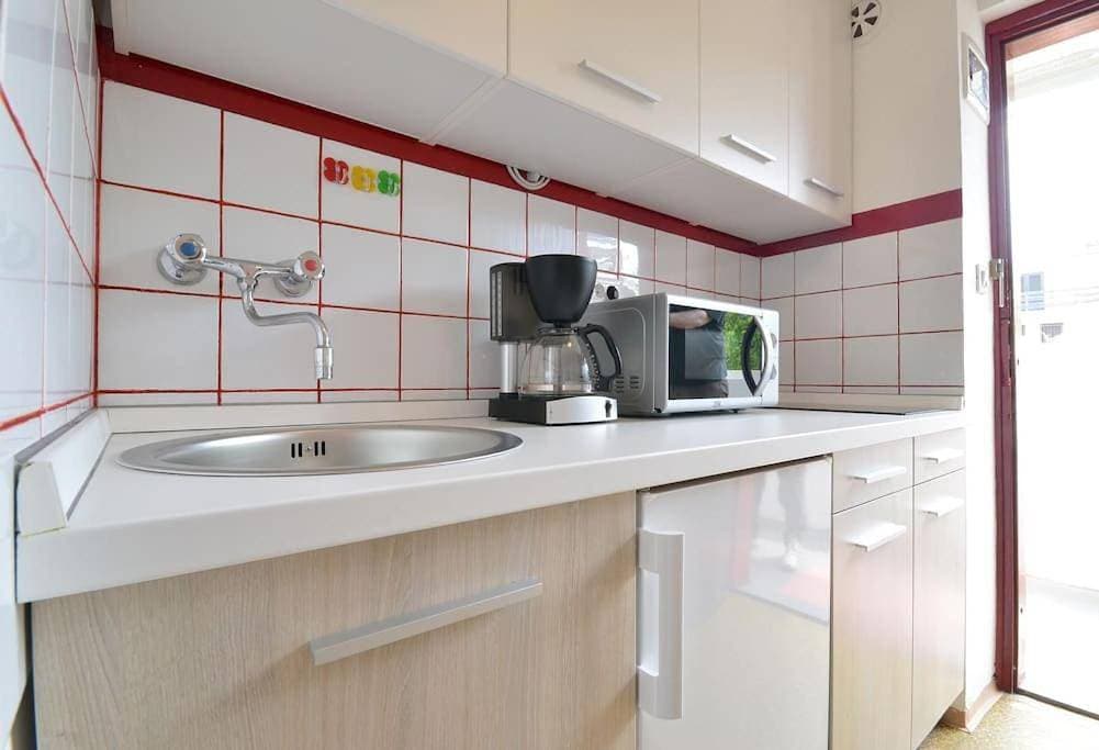 Foto 4 von 31: One-Bedroom Apartment