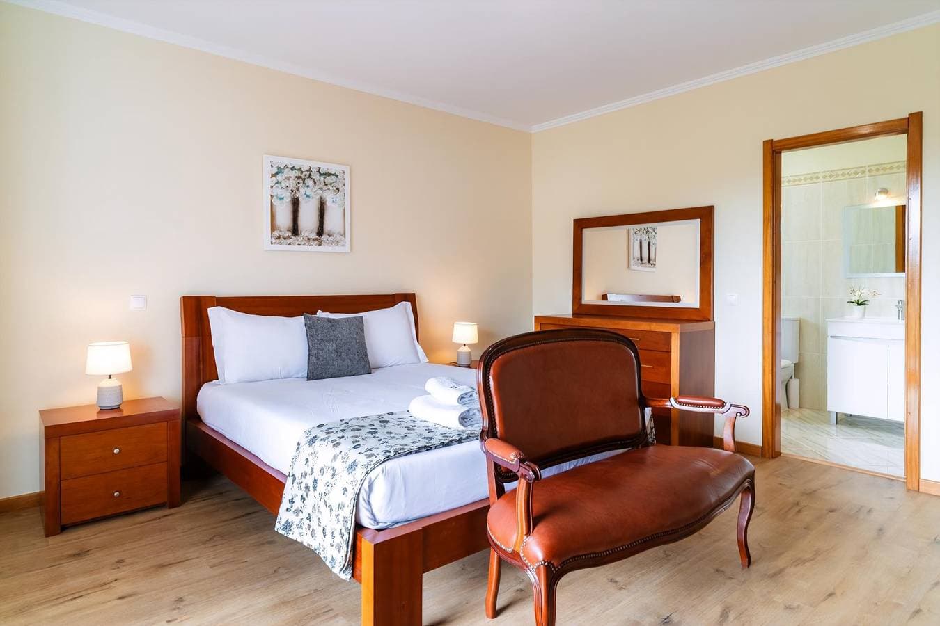 Foto 3 von 40: Ferienwohnung für 4 Personen mit Balkon