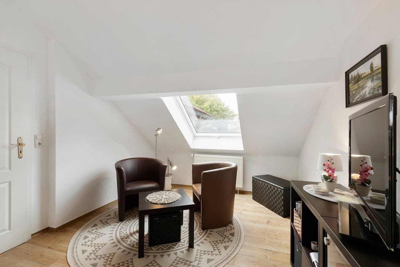 Foto 4 von 23: Apartment 'Potsdam' mit Gemeinschaftsgarten und WLAN