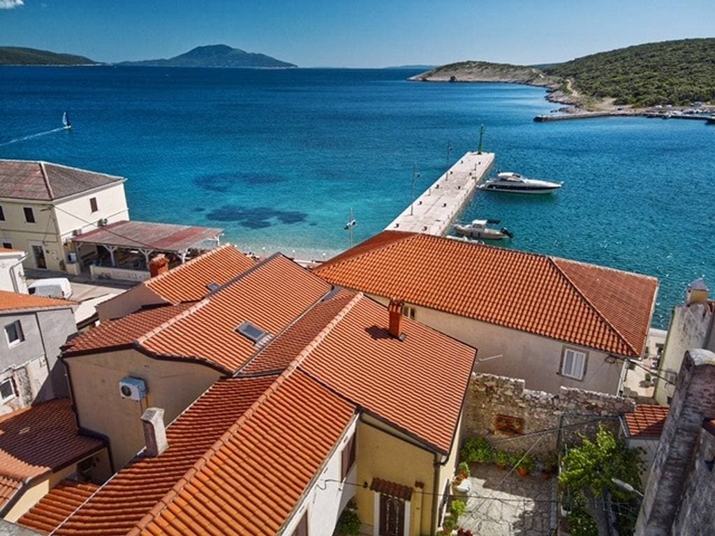 Foto 4 von 11: 1-Zimmer-Ferienwohnung am Strand Martinscica (Cres) -b
