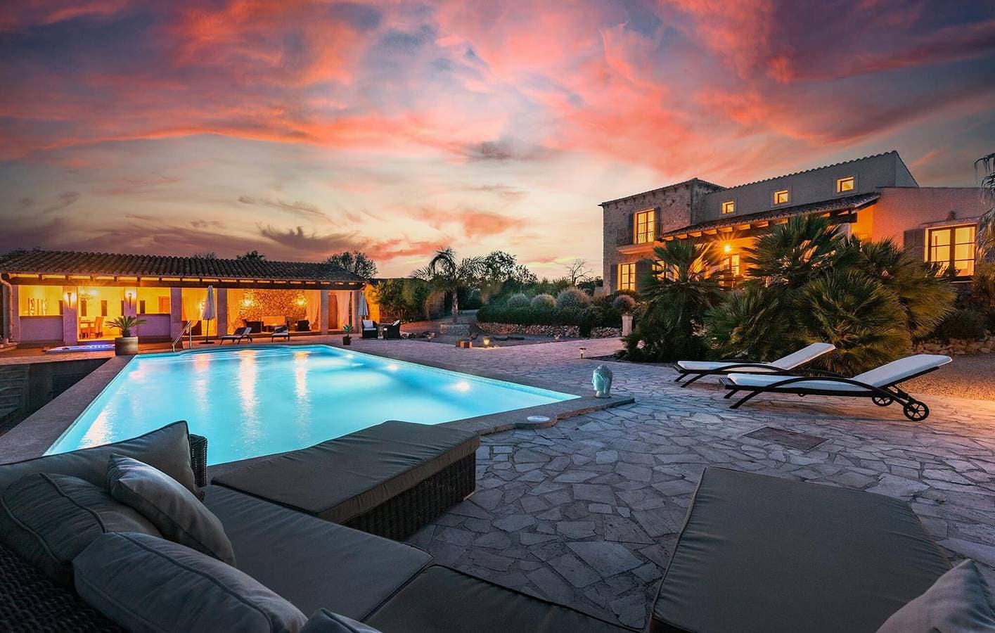 Foto 8 von 46: Modernes Apartment mit Terrasse, Pool und Grill