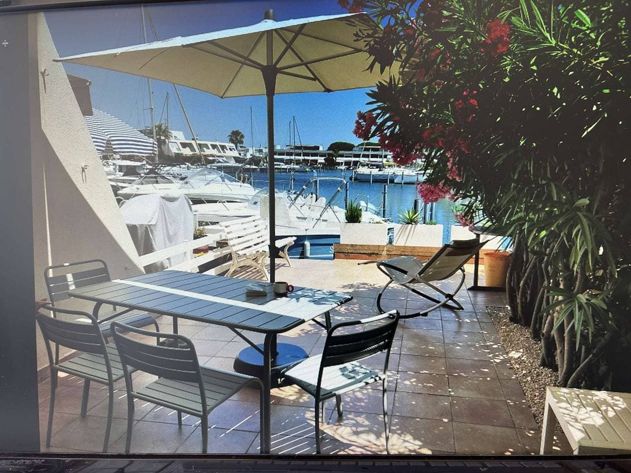 Marina-Duplex mit Klimaanlage und Terrasse – 4 Schlafplätze, Port Camargue 1