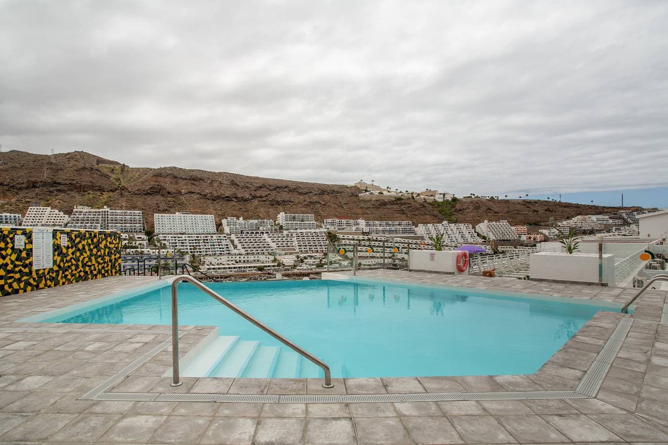 Foto 5 von 24: Ferienwohnung 'Sun and Serenity Pool Wifi' mit Meerblick, Wi-Fi und Klimaanlage