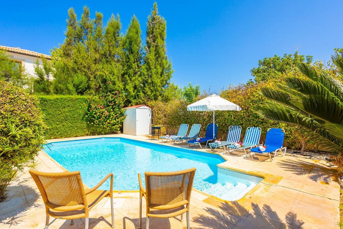 Foto 6 von 45: Villa für 8 Personen mit Garten
