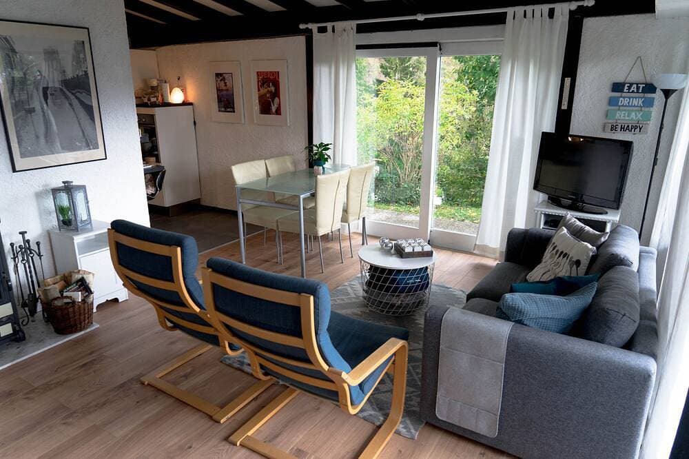 Foto 9 von 30: Schöner Bungalow mit einer schönen grünen Landschaft entspannen