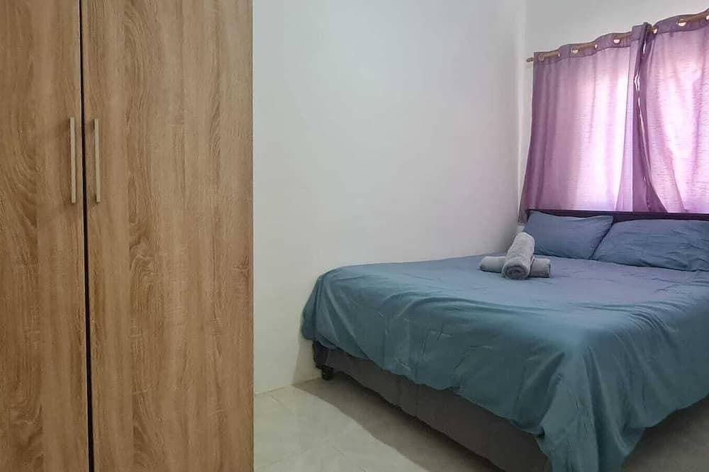 Foto 7 von 19: Comfortable Three Bedroom Apartment With WIFI & Located In The Centre