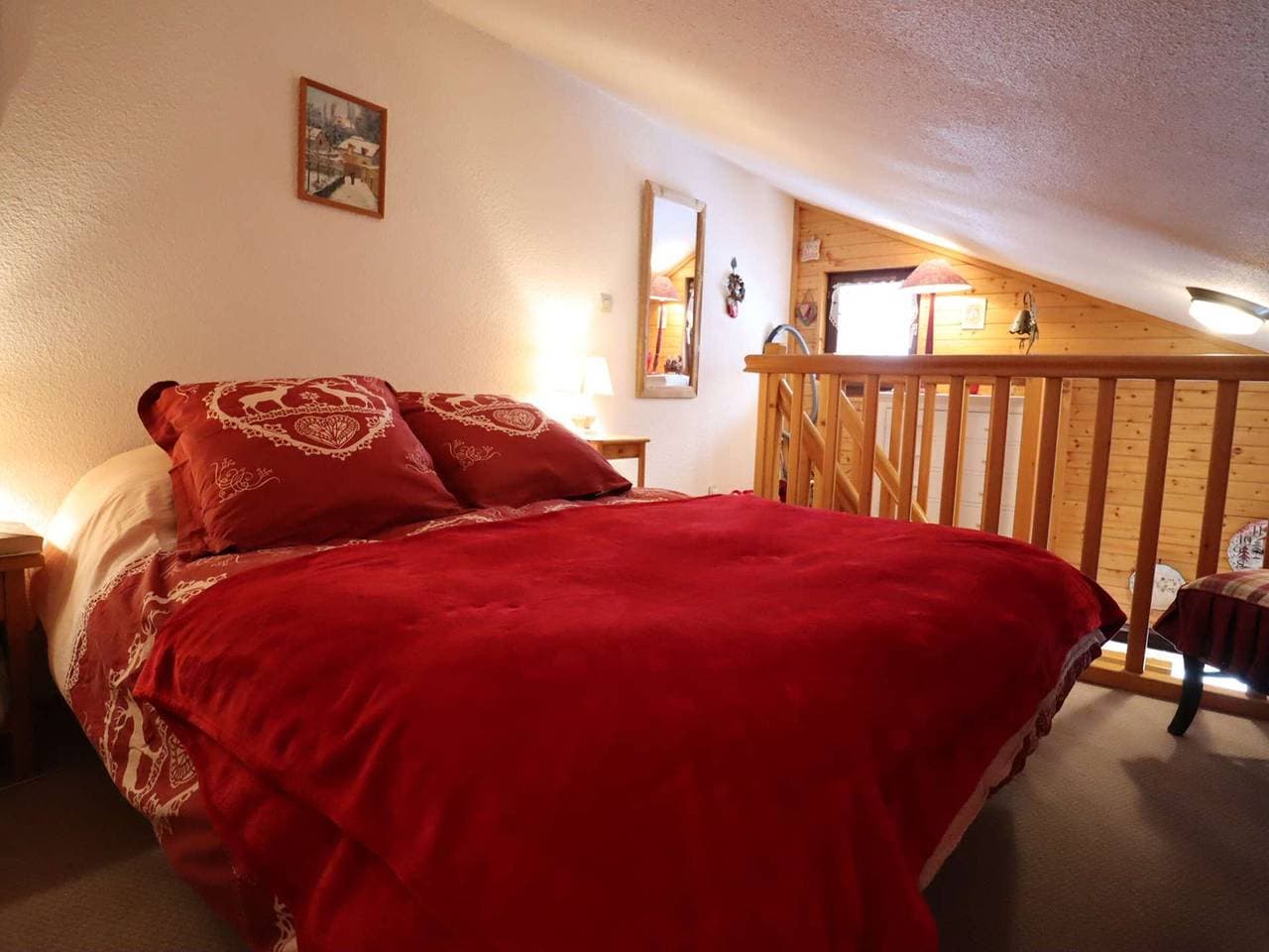 Foto 3 von 16: Gemütliches und sonniges 27m² Studio mit Mezzanin, voll ausgestattet für 2/3 Personen, nahe Skigebiet