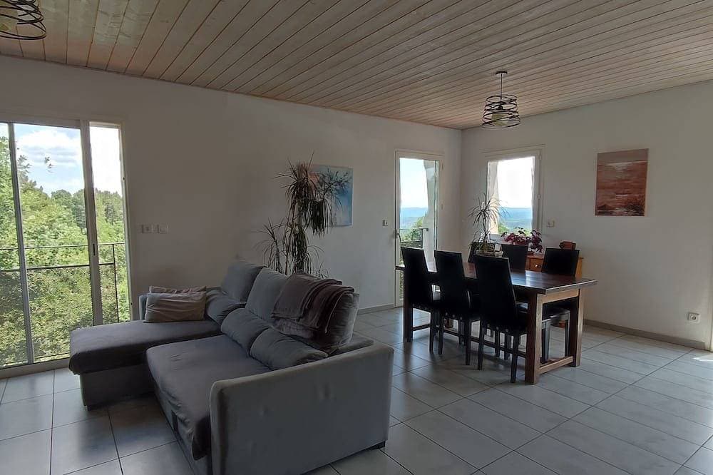 Foto 9 von 30: Tolles Haus, Pool und Panoramablick. Charakterdorf, südliche Ardèche.