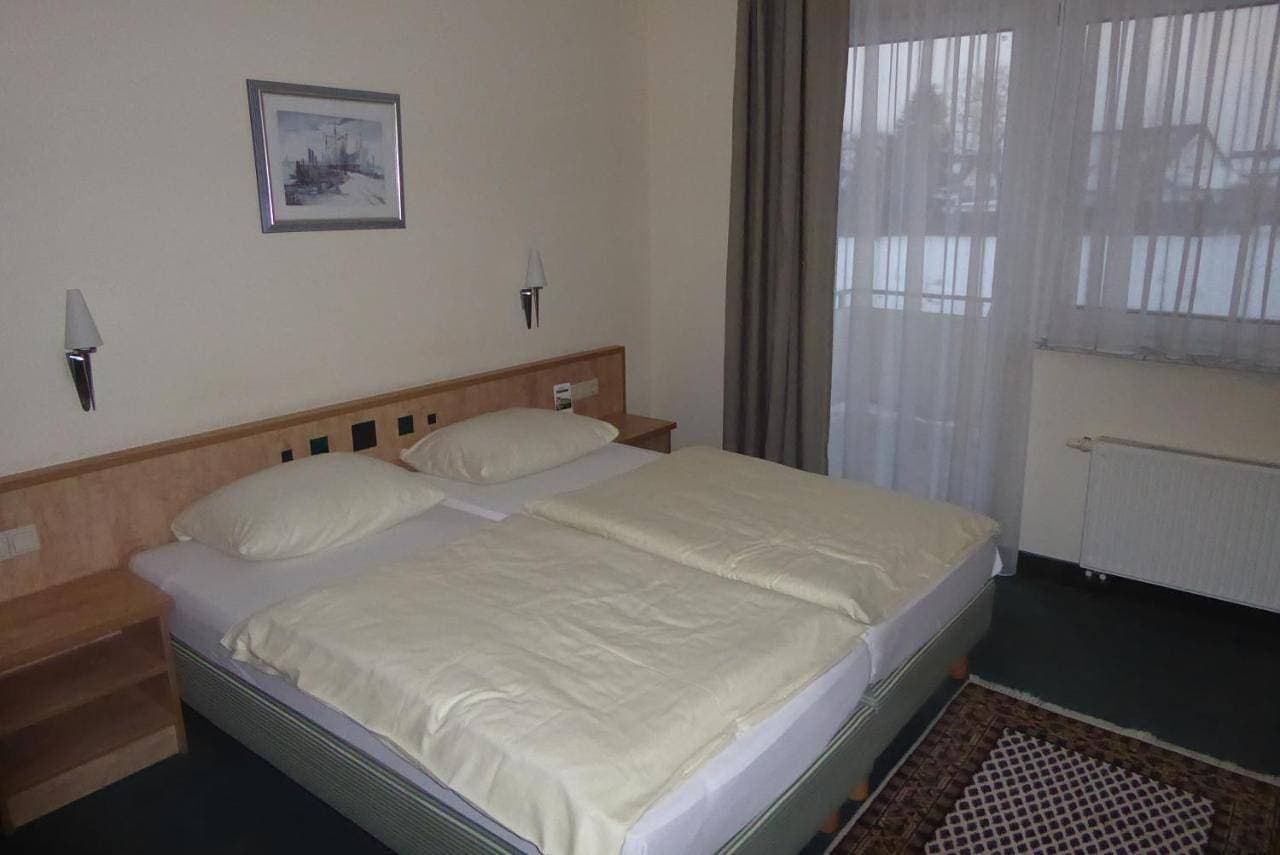 Foto 13 von 38: Double or Twin Room with View