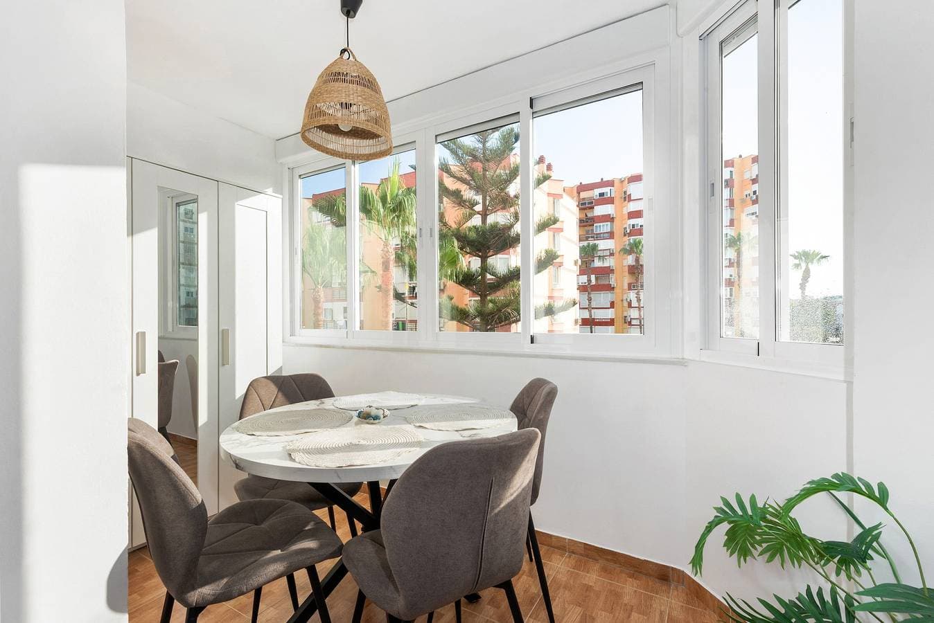 Foto 3 von 21: Ferienwohnung 'Lucía' mit Gemeinschaftspool, Wi-Fi und Klimaanlage