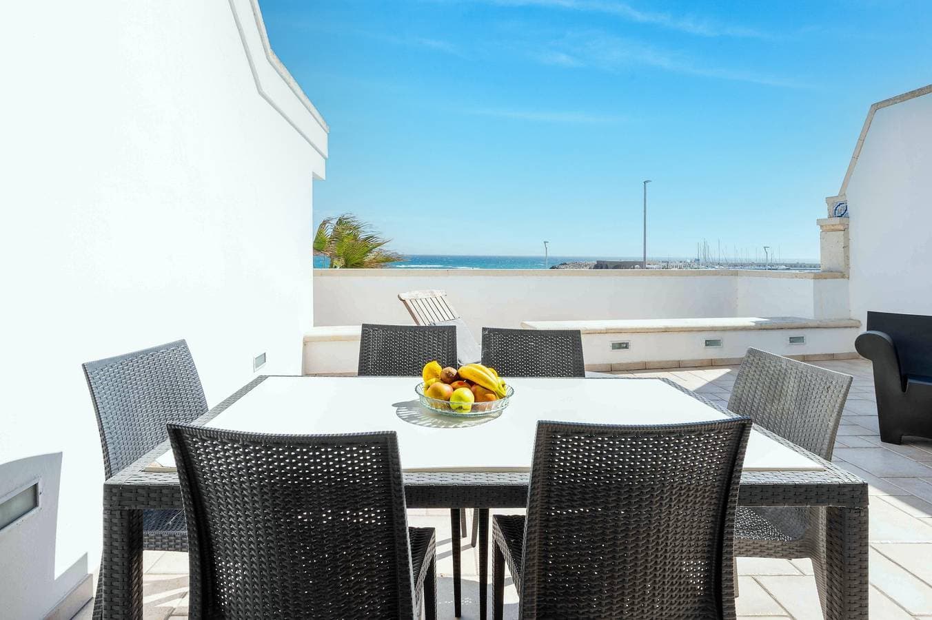 Foto 12 von 31: Apartment 'Terrazza Sul Mare' mit Meerblick, privater Terrasse und Klimaanlage