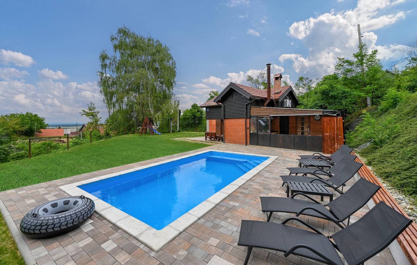 Foto 2 von 25: Gemütliche 2-Zimmer-Wohnung mit Pool, WLAN und Parkplatz