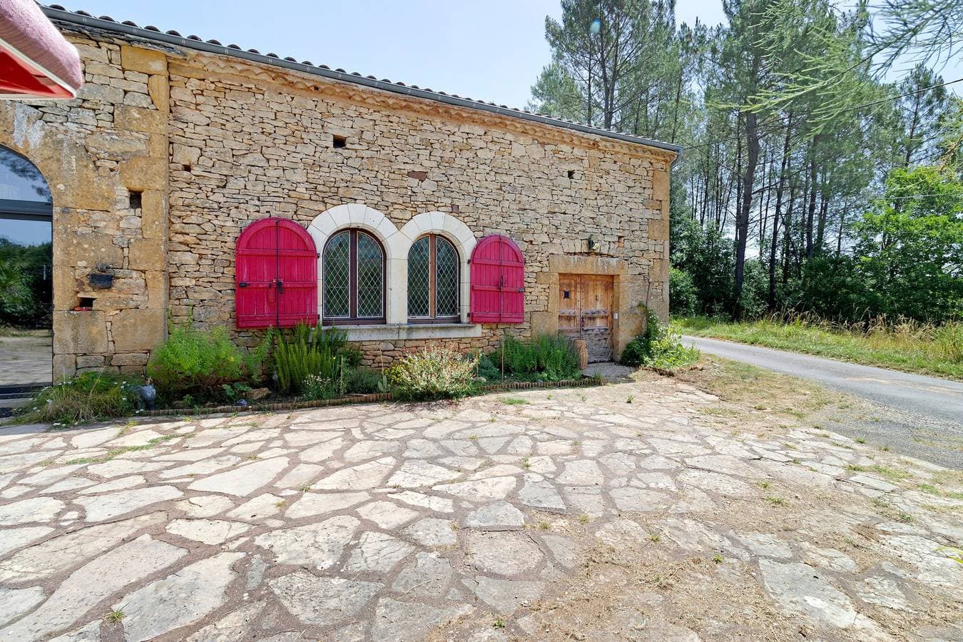 Foto 2 von 21: La Maison Dô – Charmantes Steinhaus für 4 Personen mit Pool im Lot nahe Dordogne
