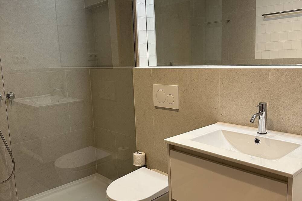 Foto 7 von 30: Lc. 11 368. Schönes 4-Bett-3-Badehaus mit Pool, 300 Meter vom Strand entfernt