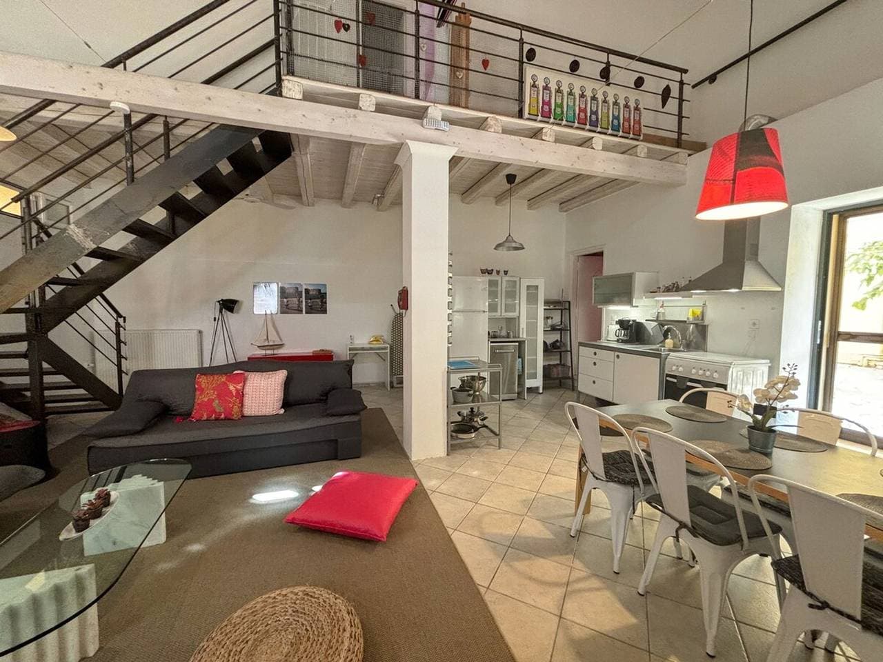 Foto 4 von 24: Ferienhaus für 6 Personen mit Terrasse