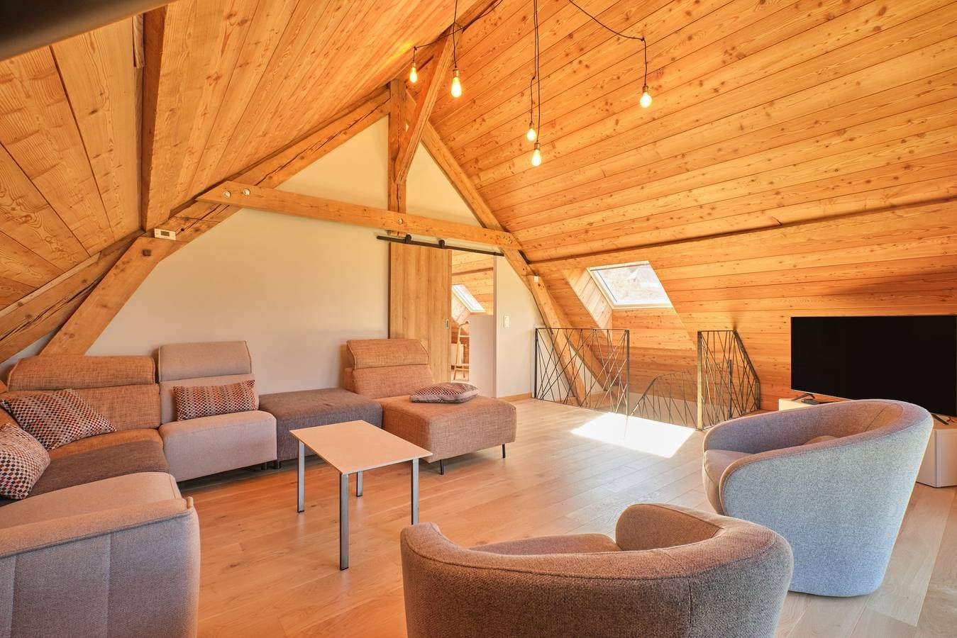 Foto 7 von 39: Chalet 'Les 3 Som' mit Bergblick, privater Terrasse und Wi-Fi