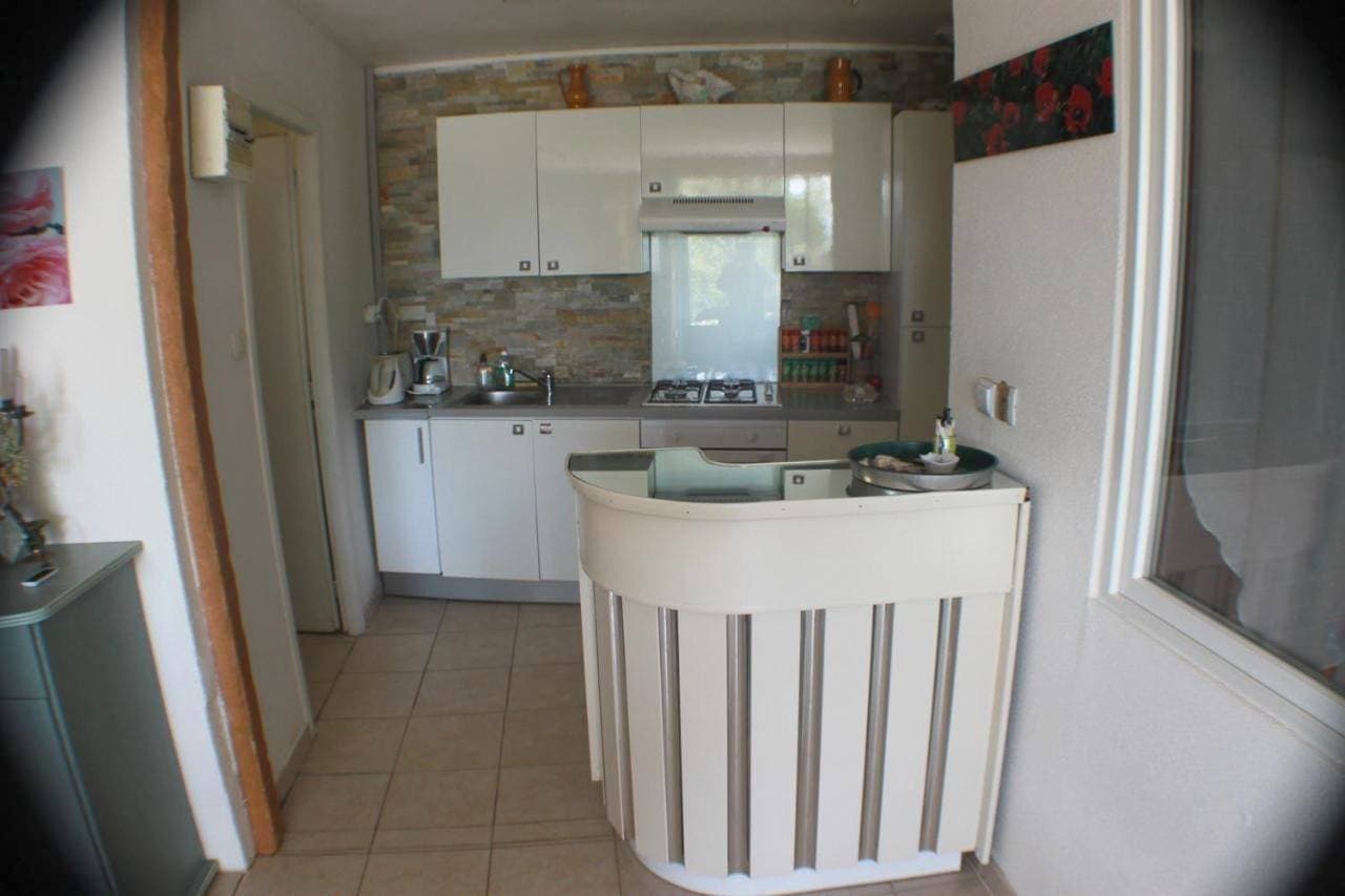 Foto 4 von 16: Two-Bedroom House
