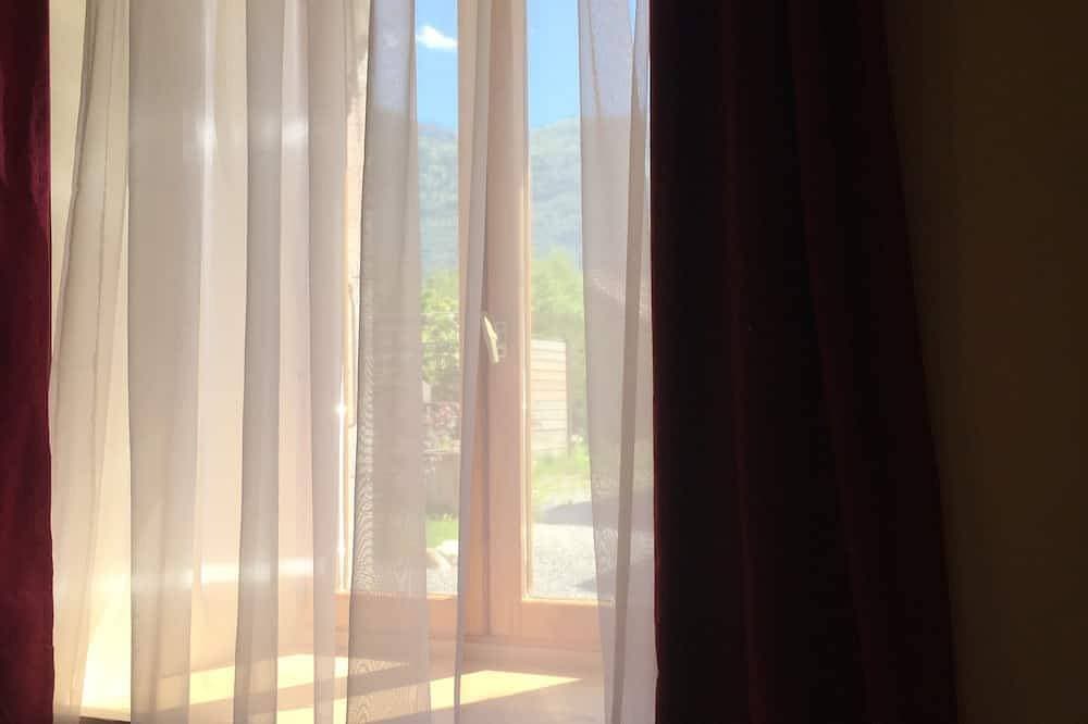 Foto 13 von 18: Gemütlicher Kokon am Rande des Annecy-Sees