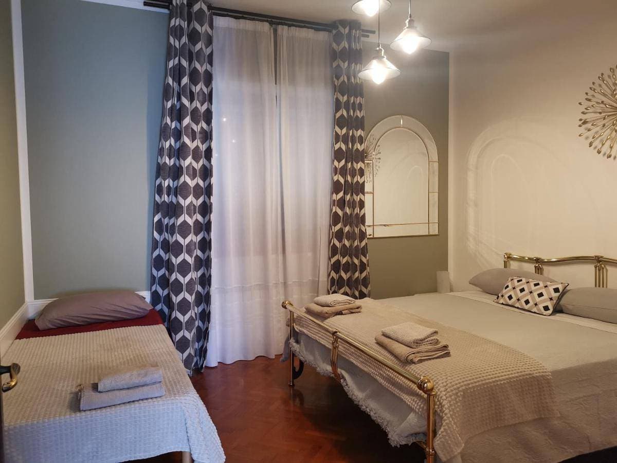 Foto 4 von 10: Double Room with Shared Bathroom