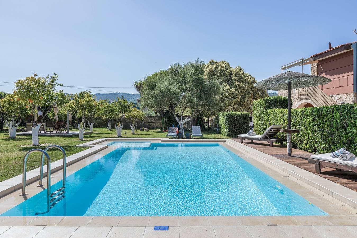 Neriana Villa - Garden Paradise 1