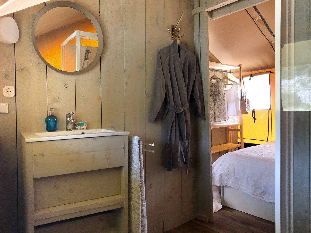 Foto 11 von 27: Glamping 'Tienda De Safari ' mit privater Terrasse und WLAN