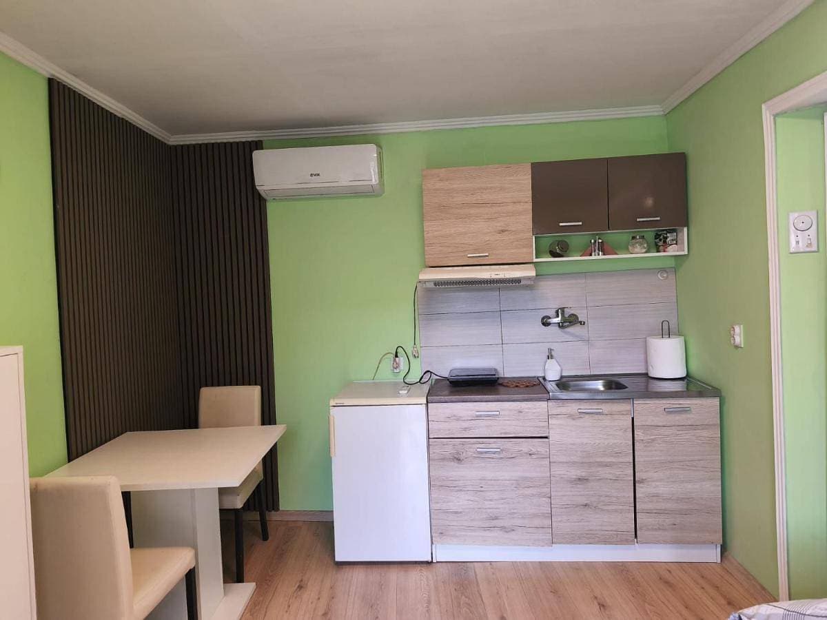 Foto 4 von 11: Studio Apartment