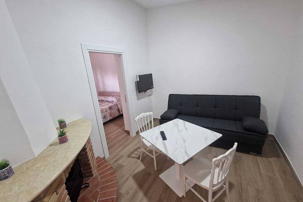 Foto 4 von 8: House sleeps 4 with garden by the sea