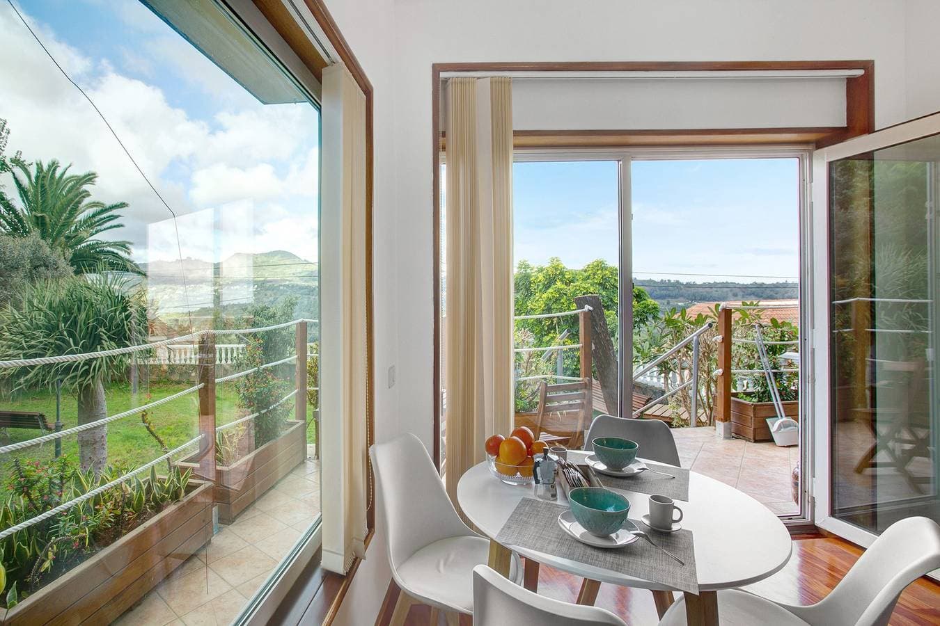 Foto 7 von 29: Ferienwohnung "Carmelo Y Carmela 2" mit Bergblick, privater Terrasse und WLAN