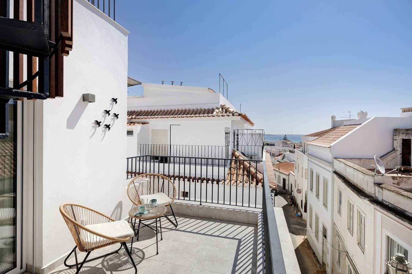 Old Town Apartments Sea View 1