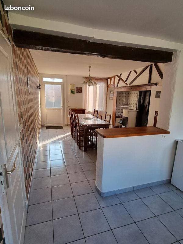 Foto 4 von 9: Three-Bedroom House