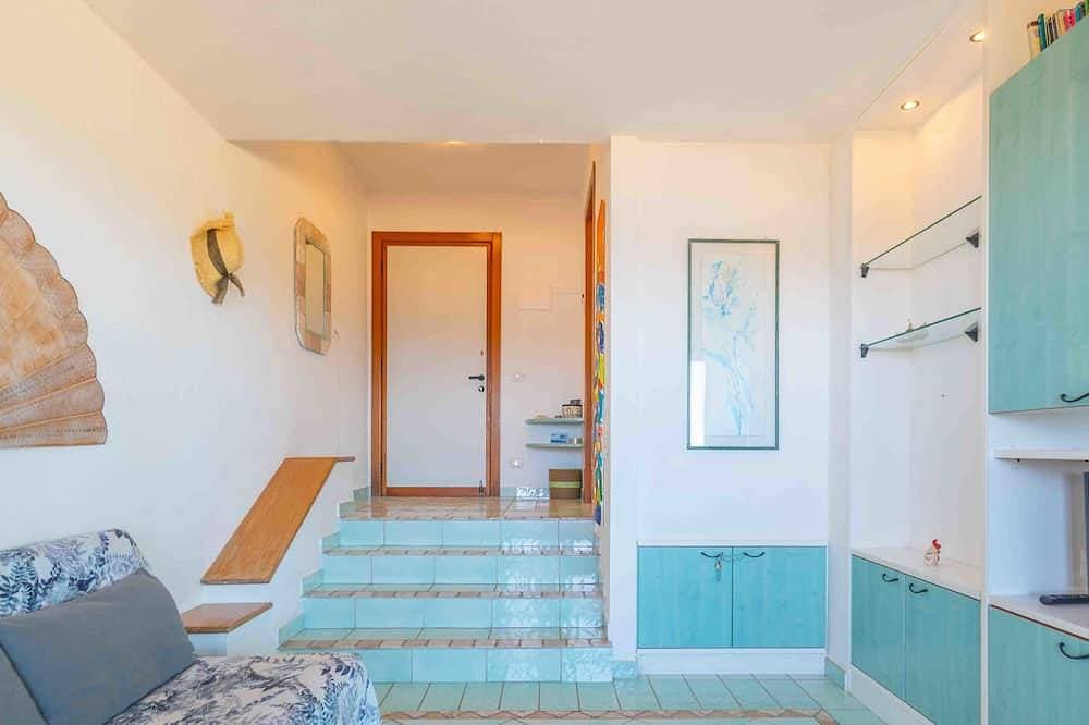 Foto 7 von 21: Sun Apartment - Sea view, Wi-Fi & A/C