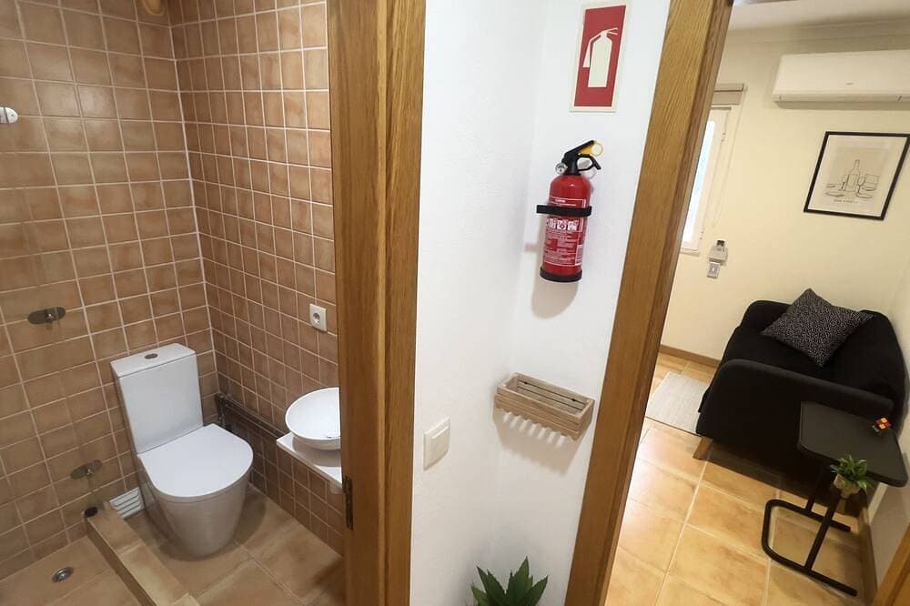 Foto 13 von 29: Bezauberndes Gästestudio mit Terrasse, Klimaanlage und WLAN