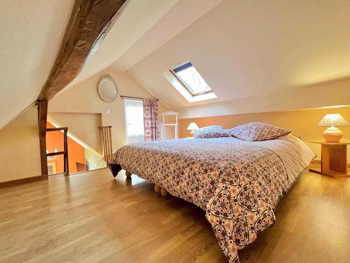 Foto 3 von 8: Double Room with Garden View