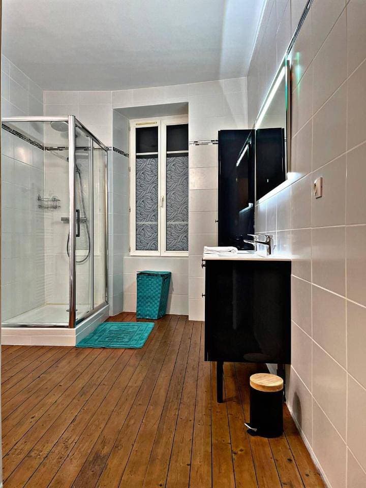 Foto 9 von 58: Three-Bedroom House