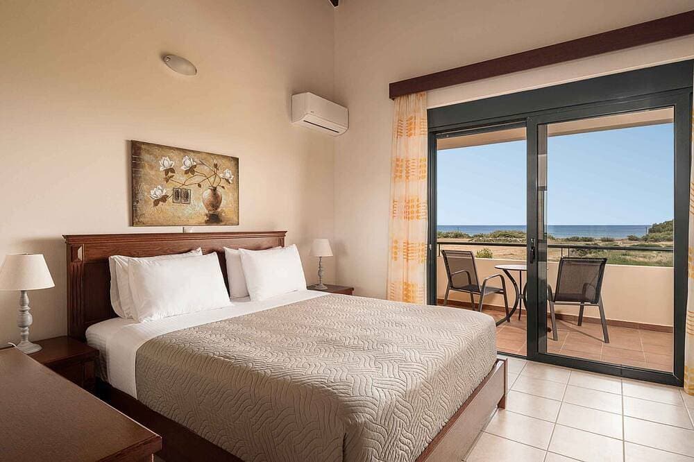 Foto 2 von 30: Corali Villa III - Seaview, Pool & 450m to Beach